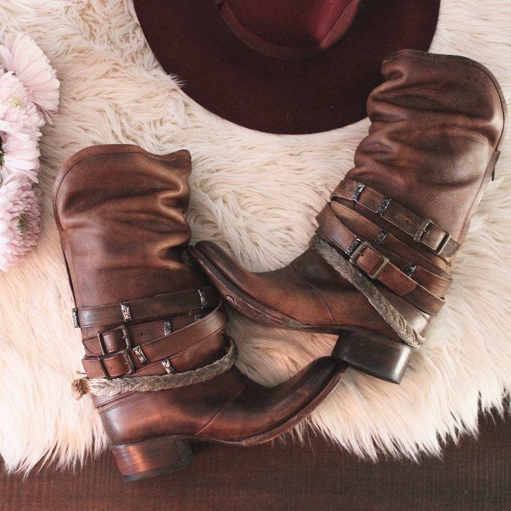 FREEBIRD DROVE BOOT - size 6